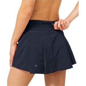 Lululemon Pace Rival Skirt (Regular) *4-way Stretch 13"
Black size 12